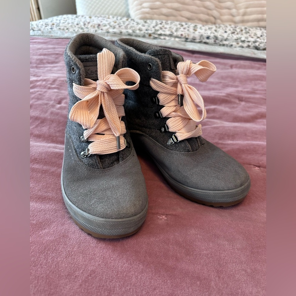 Keds Camp Boots Women’s 7.5 | Sherpa Lined | Gray & Blush